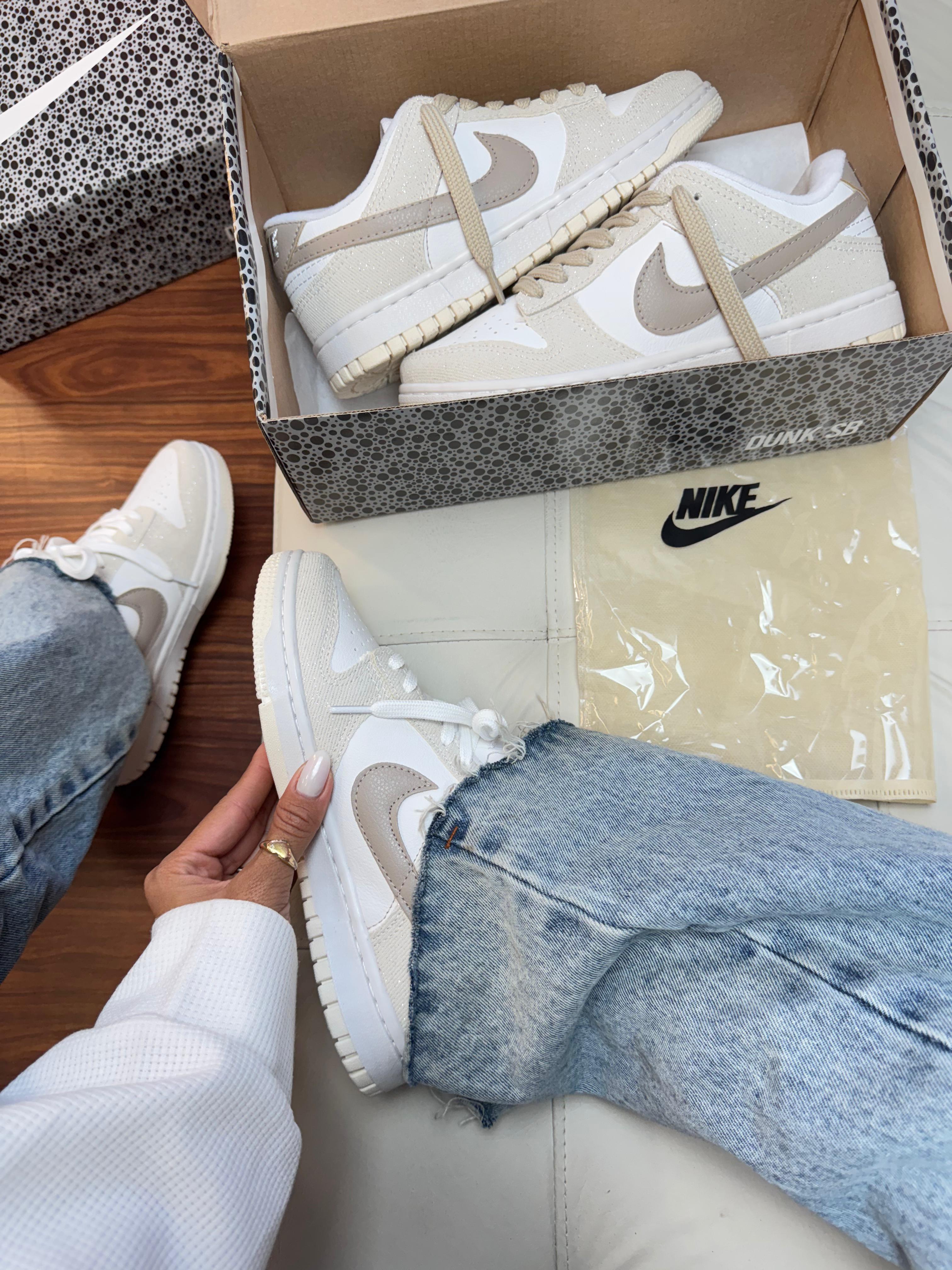 Tênis Dunk Low - Areia/Glitter