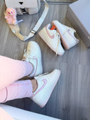 Air Force – Off White / Rosa Metálico