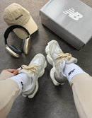 New Balance 9060 – Bege & Cinza