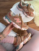 Tênis New Balance 9060 - Salmão