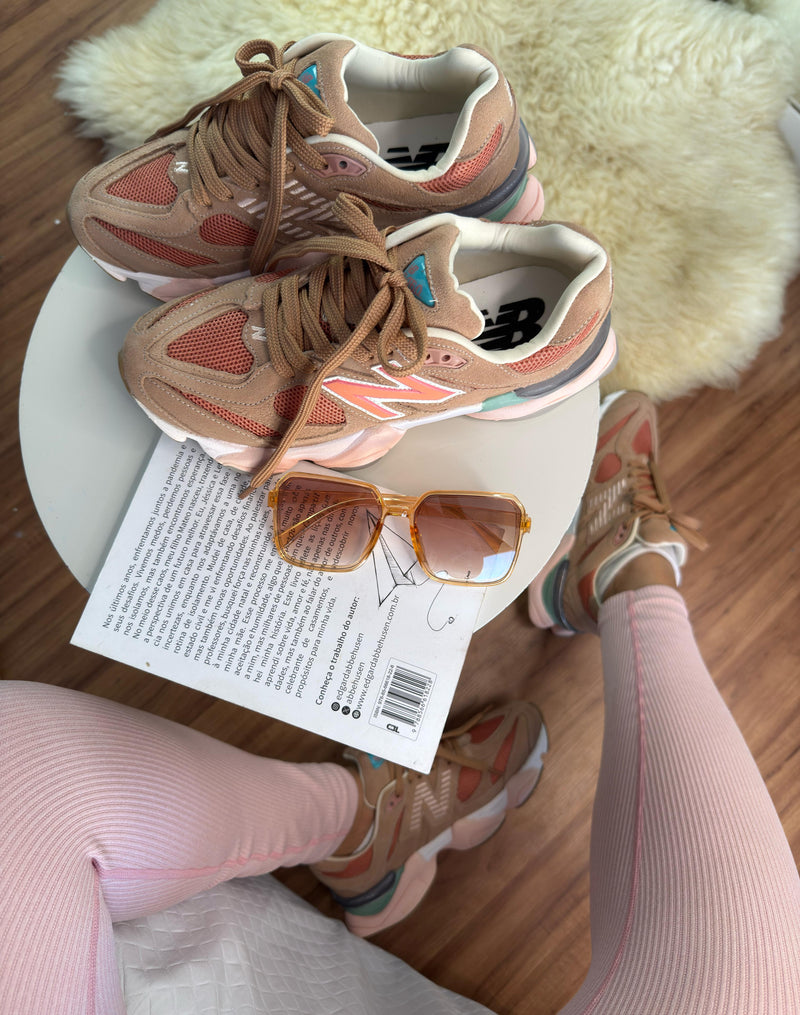 Tênis New Balance 9060 - Salmão