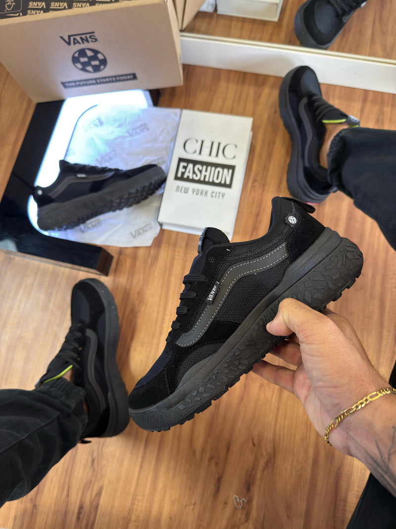 Tênis Vans Ultrarange Neo – Preto