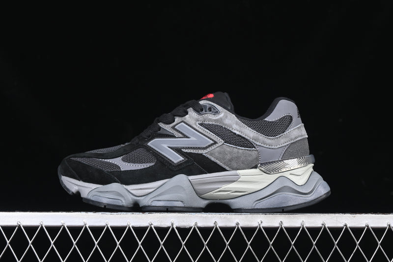 New Balance 9060 – Black Castlerock