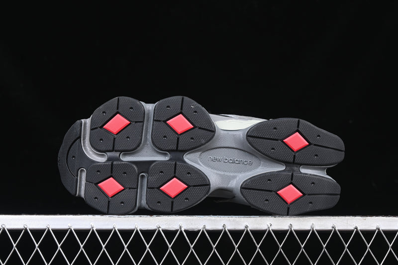 New Balance 9060 – Black Castlerock