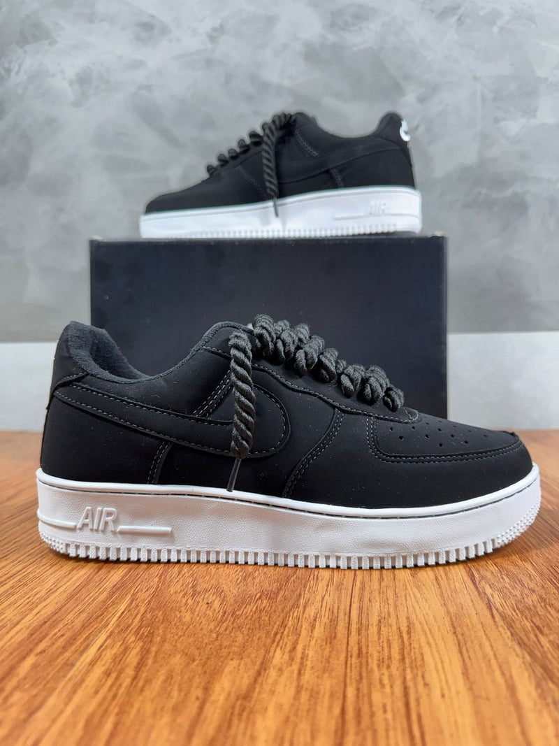 Tênis Air Force - Nobuck Black