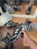Tênis New Balance 9060 - Preto/Cinza/Branco