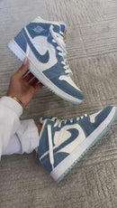 Tênis Nike Jordan 1 - Jeans