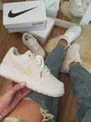 Tênis Air Force - Creme