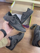 Tênis Nike Dunk Low - Preto/Cinza
