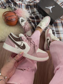 Tênis Air Jordan Low - Rose/Café