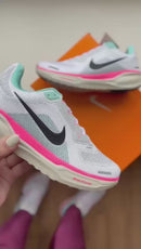 Tênis Nike Air Zoom  - Colors