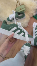 Carregar e reproduzir vídeo no visualizador da galeria, Tênis Adidas Campus - Verde
