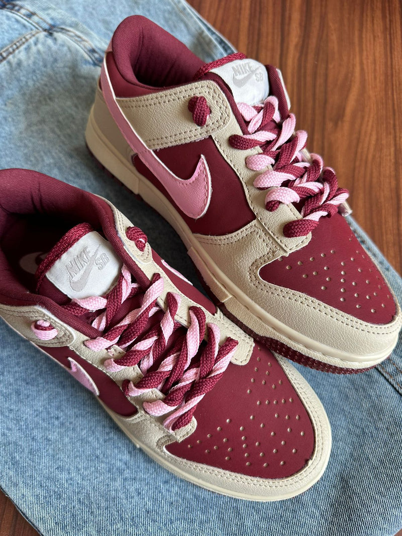 Tênis Nike Dunk Low - Strawberry