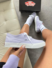Carregar imagem no visualizador da galeria, Vans Authentic – Lilás
