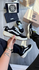 Tênis Vans Ultrarange Neo – Preto & Branco