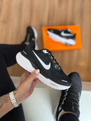 Tênis Nike Air Zoom - Preto